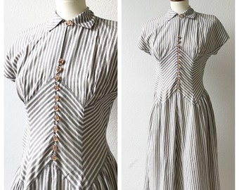Vintage grey 1940s striped chevron collar dress size xs