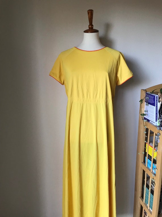 10 Dollar SALE - Vintage yellow maxi night gown d… - image 5