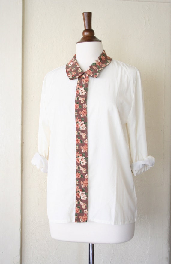 vintage FLORAL collar detail white blouse - image 2