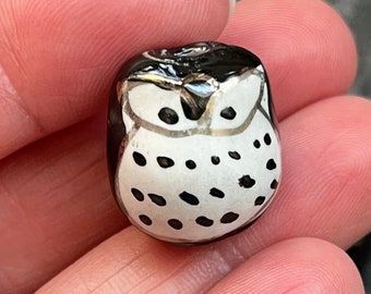10 Formal Owls Ceramic Beads - Black, White and Gold Painted Birds -20x15mm- Porcelain - DIY Jewelry Making and Craft Supply
