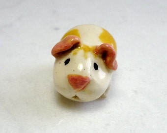Terrarium Guinea Pig - Tan and White Guinea Pig -Tiny Handmade Guinea Pig - Terrarium Miniature - Ceramic Figurine -  (studio choice