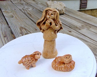 Mary and Baby Jesus Nativity Set ( 3 pieces)