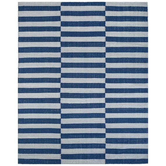 手織りウールラグ：グレー＆ネイビーブルーの幾何学模様の平織り