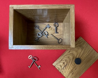 Reclaimed Chestnut Barn Wood Box Treasure Box Recipe Card Box 4x6 Index Card File Handcrafted in West Virginia USA Free Shipping