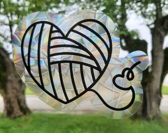 Yarn ball suncatcher, reusable static cling window decoration, translucent prism film, yarn ball yarn lover gift rainbow sticker glass art