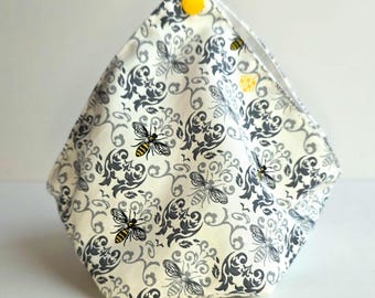 Honey bee bento bag yarn bowl, reusable eco-friendly zero waste dumpling pouch yarn cake keeper, small cotton project bag storage gift bag