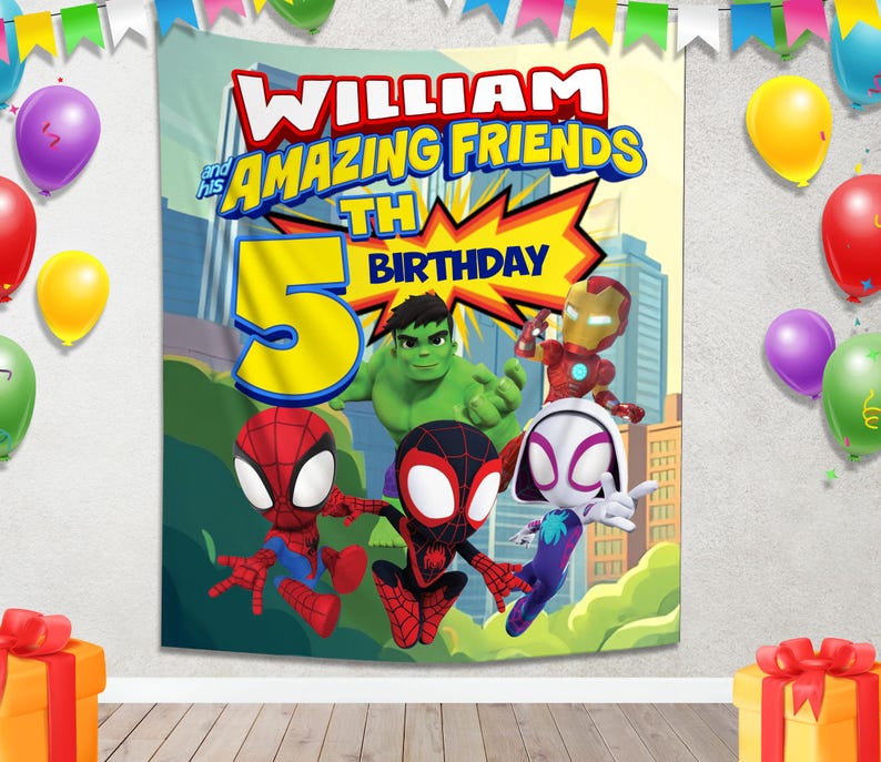 Puede incluir: Una colorida pancarta de cumplea&ntilde;os con el texto "WILLIAM and his AMAZING FRIENDS 5TH BIRTHDAY" y personajes de superh&eacute;roes de dibujos animados. La pancarta incluye a Spider-Man, Hulk, Iron Man y Spider-Gwen, con un tel&oacute;n de fondo de ciudad y globos.