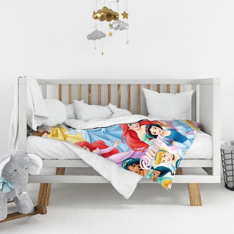 Princess Girl Gift Personalized Blanket idea Custom Bedroom Decor Christmas Travel Blanket Vacation Cinderella Ariel Belle AXHK36 immagine 2