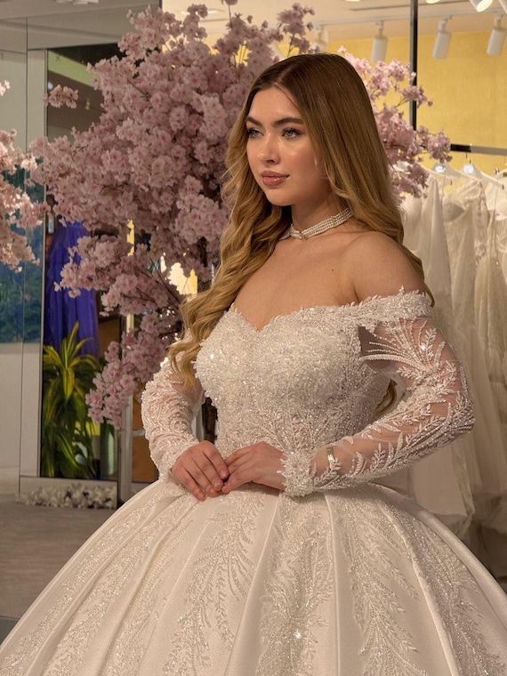 embroidered top wedding dress A Work Of Art Magenta Pink Floral Embroidered Mini Dress main image 1