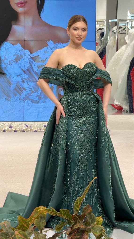 emerald green lace mermaid dress Emerald Long Sleeves Beaded Mermaid Prom Dress