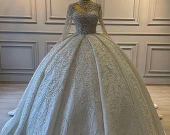 Barockes Prinzessinnen-Hochzeitskleid Modell 2026: Spitze & Perlenstickerei, voluminöses Ballkleid