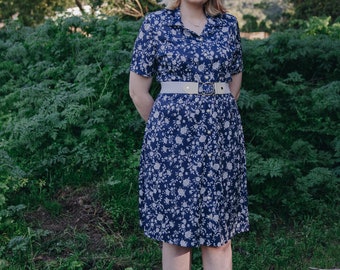 vintage 50's style 90's blue & white oriental floral short sleeve collared day dress