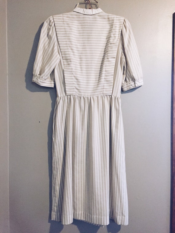 vintage women's business casual white cream strip… - image 6