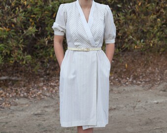 vintage women's business casual white cream striped dress with pockets, 40's style, 80's era