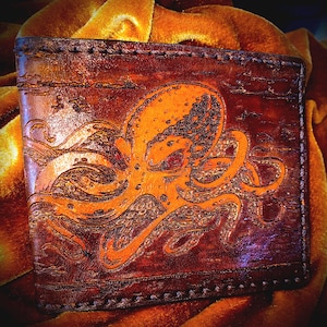 Cartera de piel Steampunk. Piel flor cosida a mano. Inserciones reforzadas hechas a mano. Detalle de pulpo.