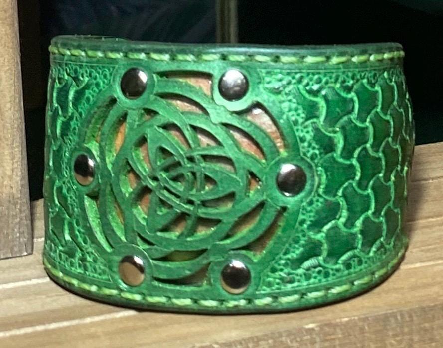 Leather bracelet, Leather cuff, hand-made