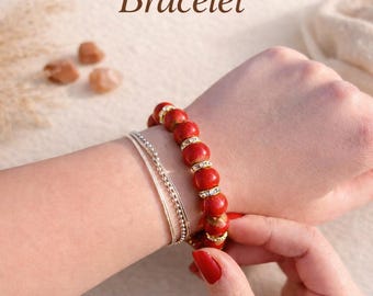 Bracelet fait main en pierre naturelle rouge avec des touches d'or, style bohème