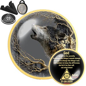 May include: A round gold-rimmed medallion featuring a howling wolf in a forest with gold branches. The reverse side displays the Serenity Prayer text, a triangle symbol with the text 24 HOURS, the name Natali, and the date 21-09-2020.