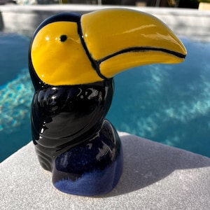 Toucan figurine- Amalfi - Hard to find