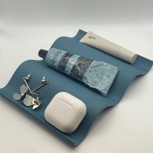 Minimalist Open Wave Catchall Key Tray | Modern Essentials Organiser | Entryway, Desk & Coffee Table Storage Dish