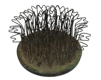 Vintage Blue Ribbon Flower Holder Company Green Metal Hairpin Flower Frog No. 5