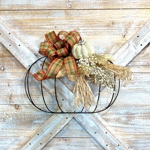 Wire Pumpkin Door Hanger: Fall Floral Decor