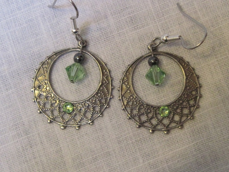 Filigree silver hoop earrings with Peridot Swarovski crystal August birthstone image 1