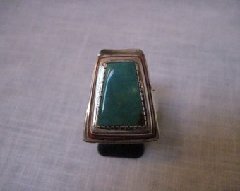 Vintage 70's turquoise and coral ring trapezoid shape