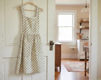 Easy Apron sewing pattern -Vintage pattern-Grandmas classic apron