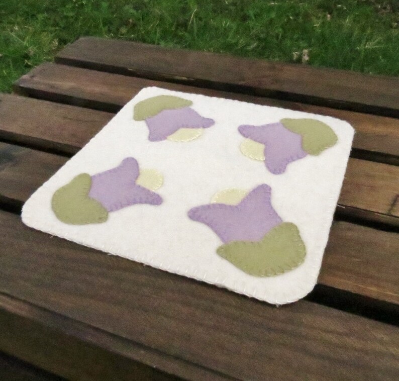 Spring Tulips Wool Penny Rug / Candle Mat image 4