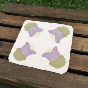Spring Tulips Wool Penny Rug / Candle Mat image 2