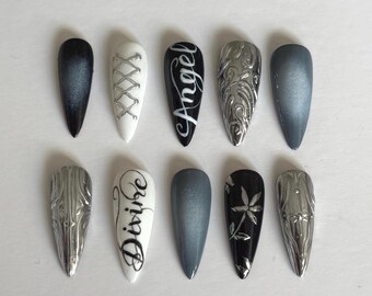 Gothic Punk Press On Nails – Tattoo Script, Metal Accent