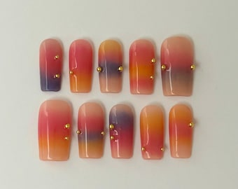 Midnight sun inspired ombré sunset aura press on nails