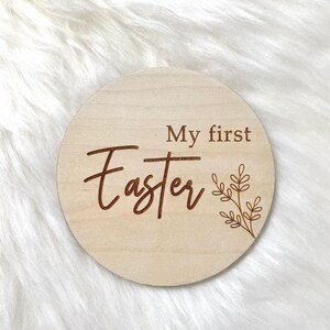 Personalised Baby&#39;s First Easter Plaque: Maple Wood Photo Prop