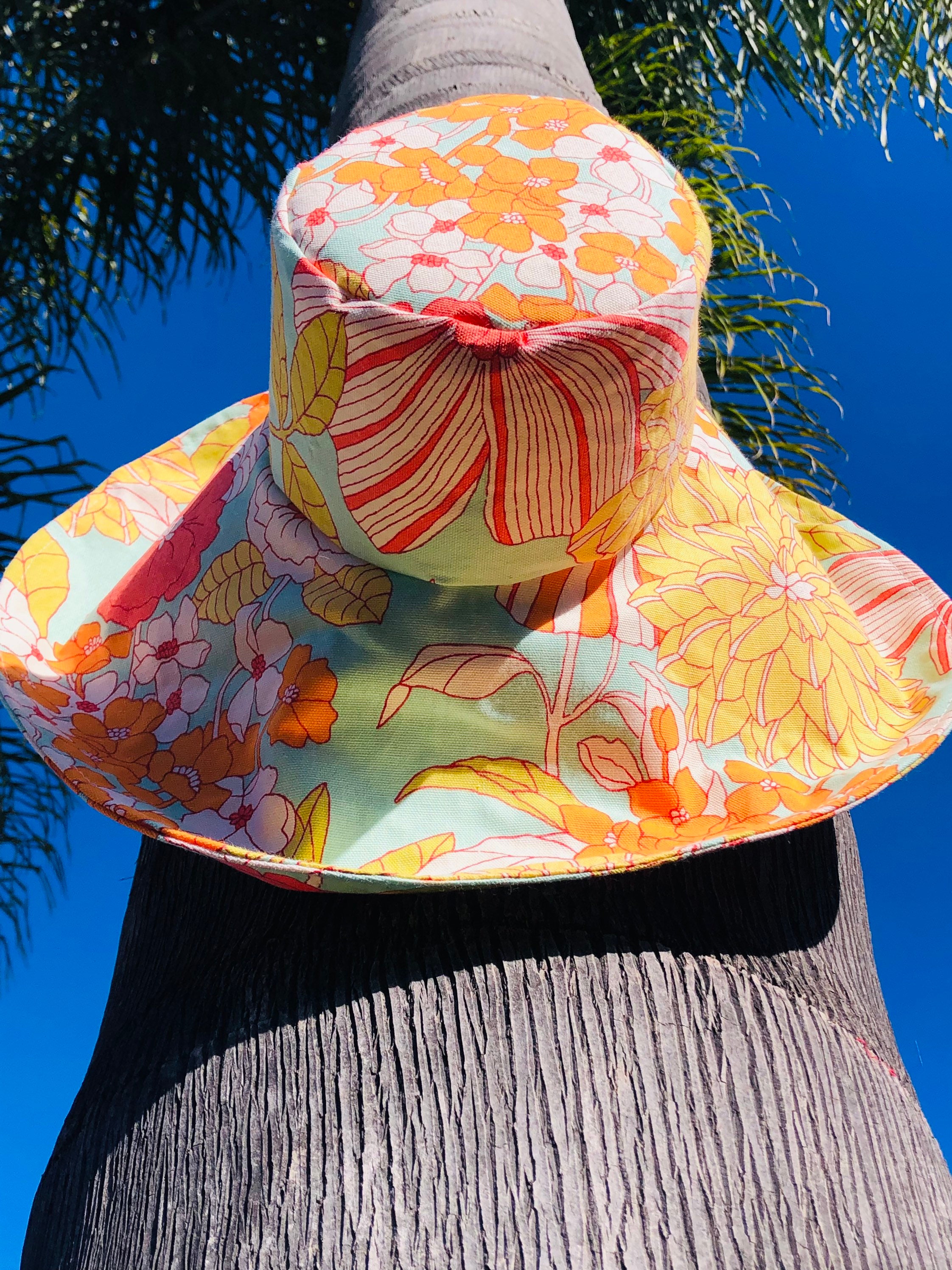 Beach Hat, Pastel Floral Print Sun Hat, Retro Look, Bold and Fun Travel  Hat, Summer Hat, Extra Large Brim, Freckles California -  Canada