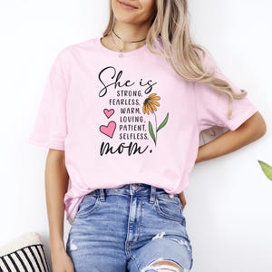 Cute Mother Gift T-shirt, She is Strong Fearless Warm Mom Shirt, Mom Shirt, Gift for Mom Shirt, Mother&#39;s Day Shirt