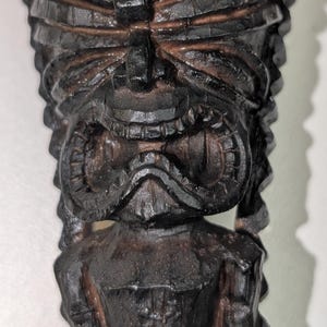 Tiki ‘God of Money’ Figurine Hawaiian Tiki Statue Prosperity Good Fortune