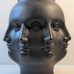Perpetual Face Vase - Etsy