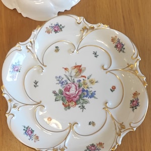 Zestaw talerzy porcelanowych JLMenau Vintage: Kwiatowy złoty złocony talerz