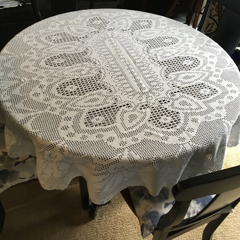 Vintage Hand-Crocheted Cotton Round Tablecloth