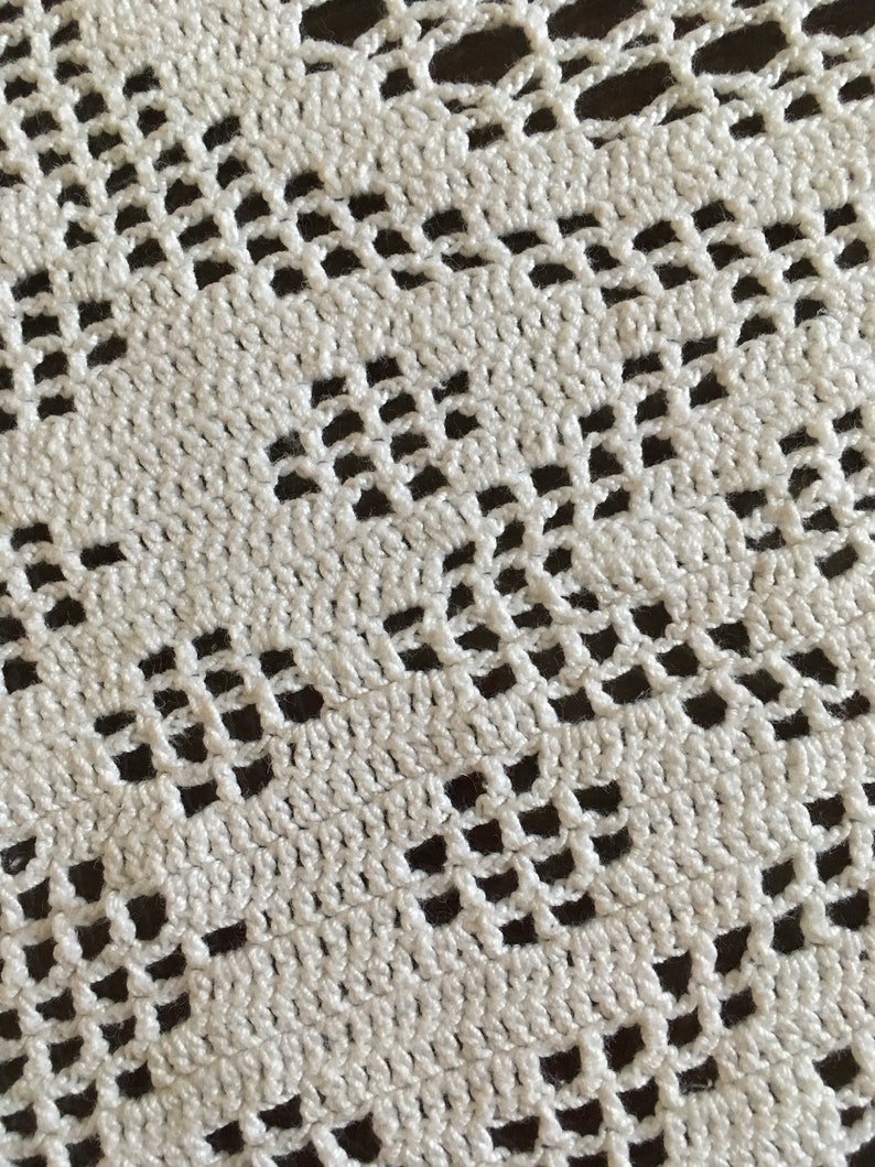 Vintage Hand-Crocheted Cotton Round Tablecloth