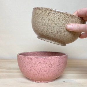 MADE TO ORDER Rad getupft gesprenkelt Steingut medium Müsli Suppe Eis Schüssel
