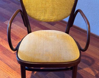 Thonet 214 F Viennese coffee house chair bentwood chair mahogany upholstered
