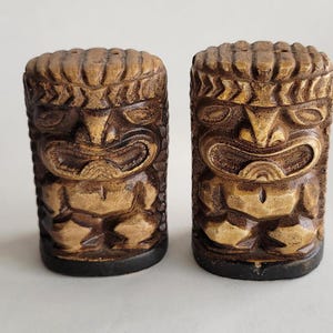 Retro Tiki-Style Salt and Pepper Shakers