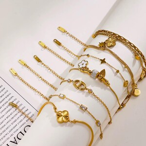18K Gold Clover Charm Bracelet, Leaf Clover Bracelet, Good Luck Charm, Stainless Steel Bracelet, Acier Inoxidable bracelet, Waterproof
