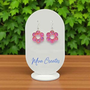 Pink Glitter Daisy Earrings: 70s Y2K Acrylic Flower Dangles