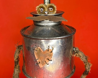 Robot Sculpture: Steampunk Recycled Metal Art