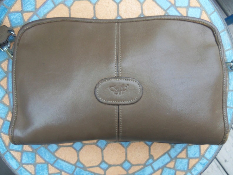 80s DIANE VON FURSTENBERGCafé au Lait Leather Shoulder Bag or ClutchLogo image 2