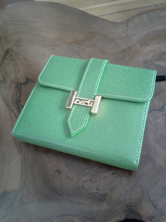 hermes green wallet