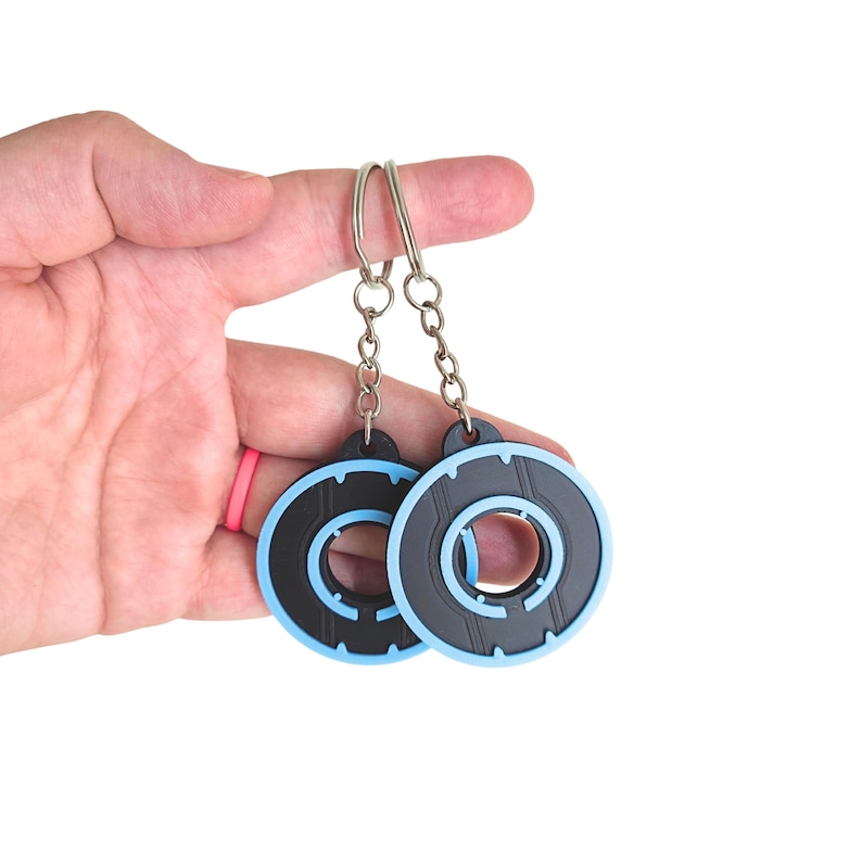 Tron Legacy Identity Disc Keychain | Glow-in-the-Dark Sci-Fi Keyring image 14